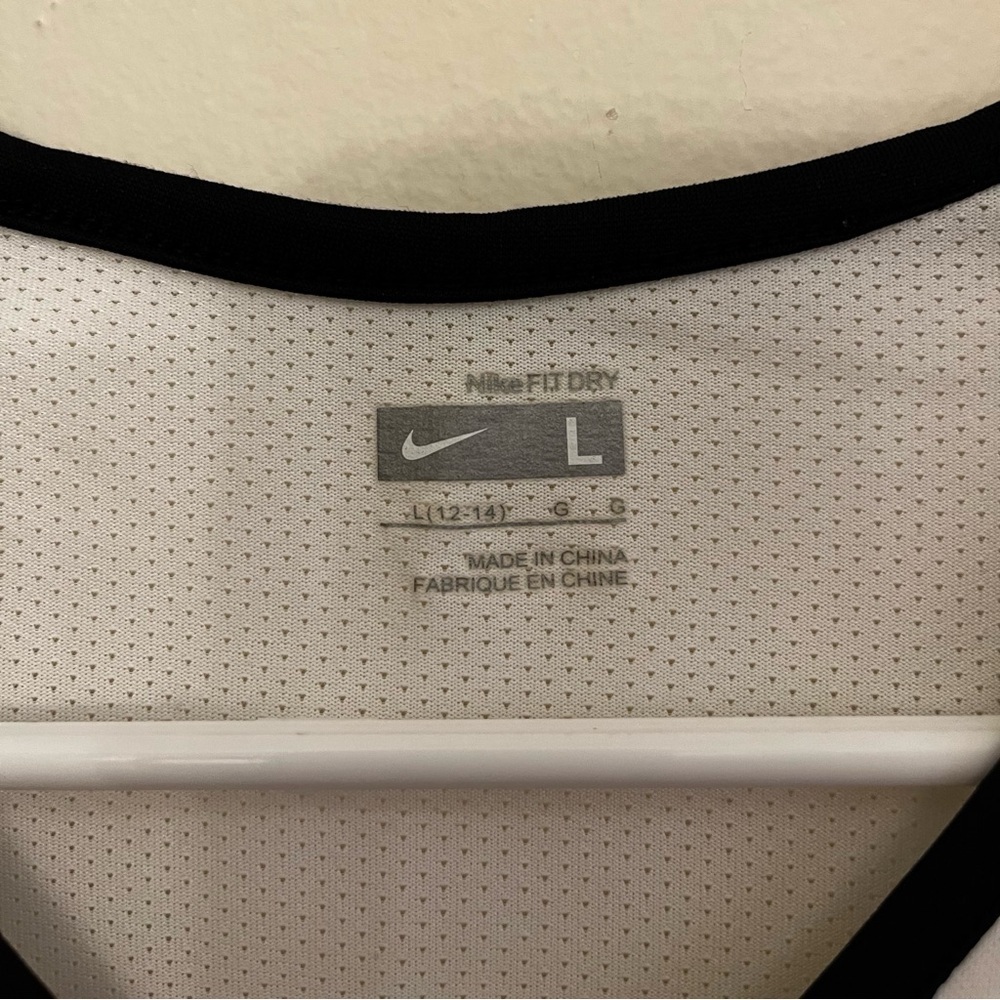 Nike Women’s Fit Dry Top - Picture 2 of 5